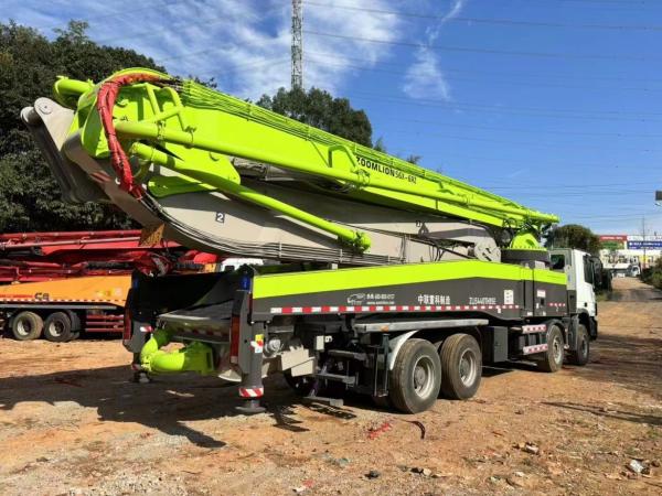 Placing boom pump Hopper Accessory Sheet Metal and System Check for Zoomlion 56m Concrete Pump Truck