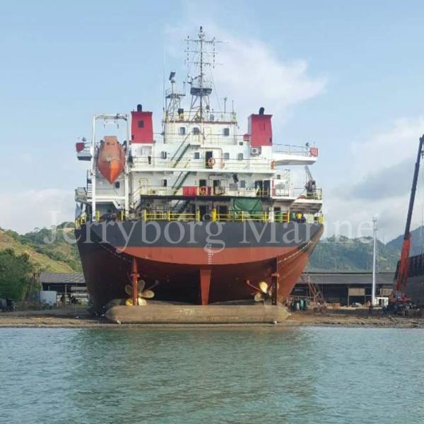 Anti lançamento de estouro de 1.5m*15m Marine Rubber Airbag For Ship