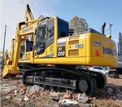 Excavadora hidráulica usada 110KW Komatsu Pc 200LC Com 110kw Motor SAA6D107E-1 em bom estado