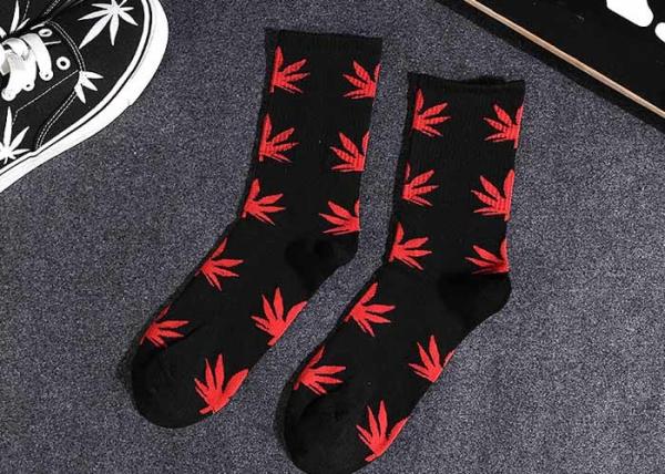 Fashion 420 Lifestyles Mens Sports Socks Street Hip Hop Skateboard Ins Hemp Leaf Design