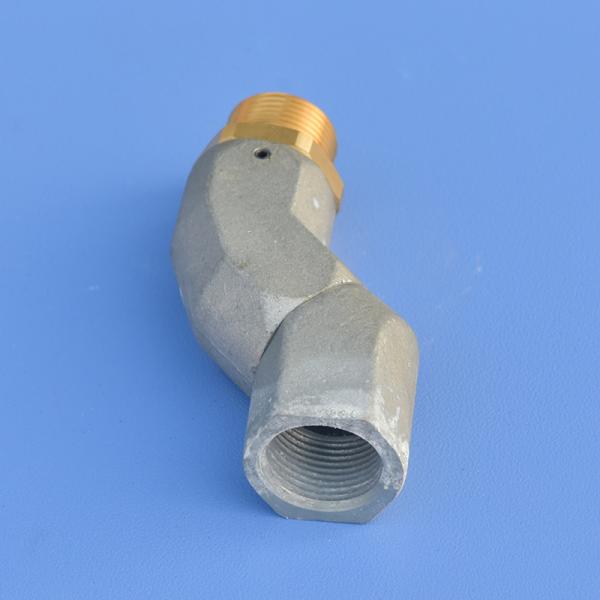 Standard Size Multi-Angle Swivel Fuel Nozzle for Petrol Service Equipment