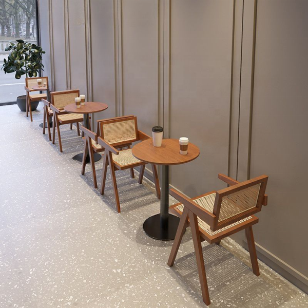 Retro American Restaurant Furniture Vintage Style Wooden Dining Table and Chair Cafe Solid Wood Chairs Set