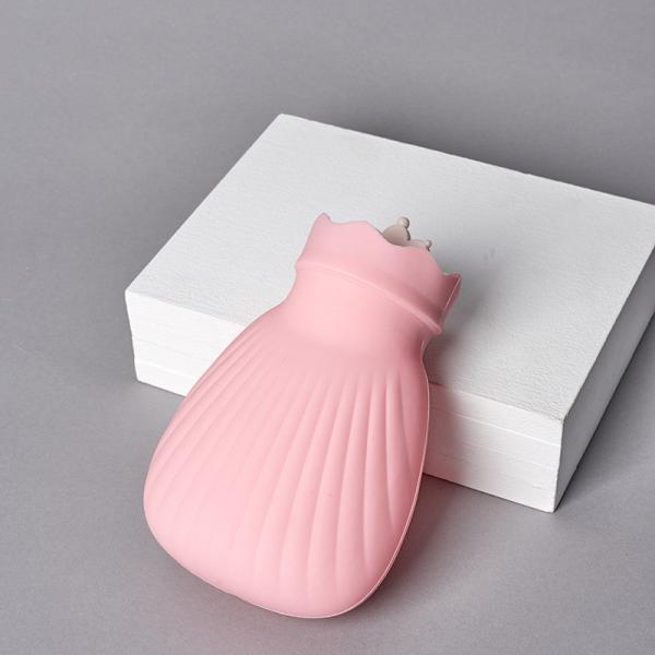 Bouteille d'eau chaude en silicone rouge Bouteille d'eau chaude en silicone 2L sans BPA pour soulager les douleurs articulaires
