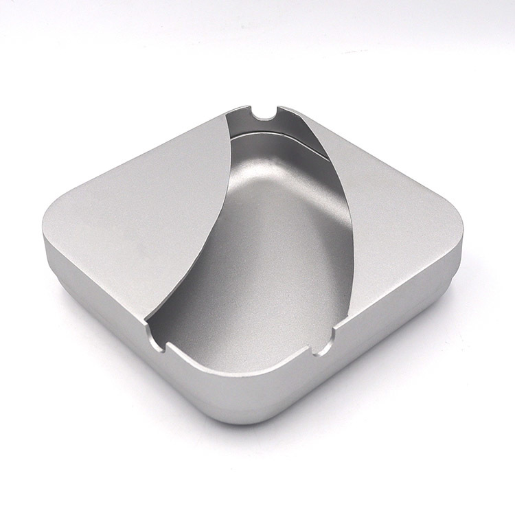 Square Aluminum Alloy Metal Ashtray with Rotatable Swivel Lid and Windproof Design for Home Bar Hotel