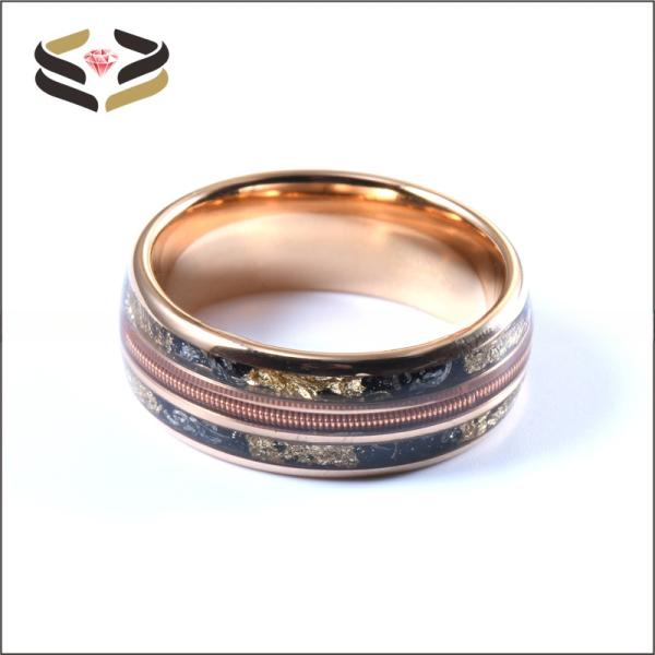 Anillo de la banda de boda de tungsteno para hombres 8mm Oro rosa con tripla guitarra de cuerdas de canal Meteorito de oro incrustación de papel
