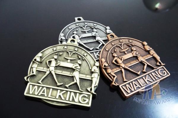 Marathon Die Cast Medals By Zinc Alloy , Custom Metal Running Engraved Medals Antique Gold Silver Copper Plating 3D