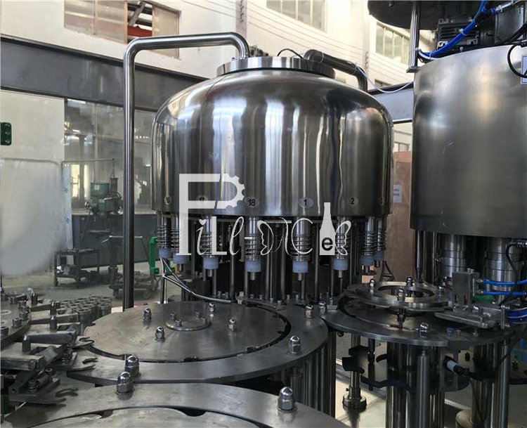 Non gas Full Automatic 3000BPH PET Mineral Water Bottling Machine