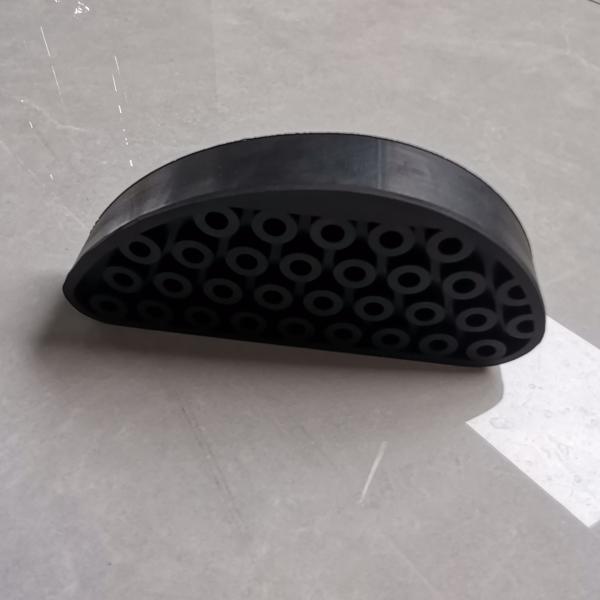 American Black Rubber Cow Hoof Pad 12.3×5.5 Cm For Long Lasting Durability