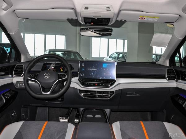 VW ID. 6 PRO 601KM 7-seats EV SUV Luxury multi-function household rechargeable car from China Fast delivery at wholesale price