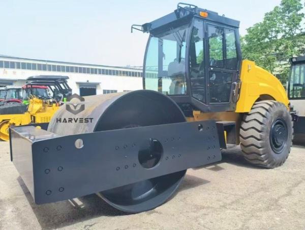 Cummins Engine 16Ton Mechanical Drive Single Drum Road Roller LT216B Hot Sale in Kenya