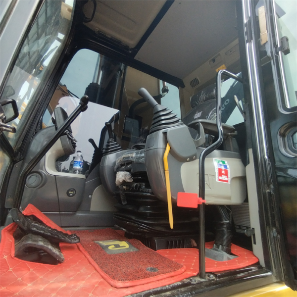 Reliable Used 330D2L Hydraulic Excavator 2024 Model 30 Ton Operating Weight Good Condition Used Excavator
