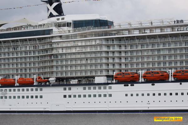 Scale 1:900 Pretty 3d Ships Models , Solstice Class Celebrity Silhouette Cruise Ship Model