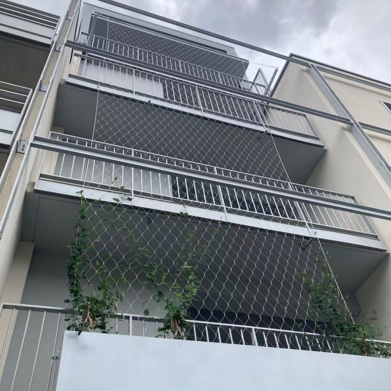 SUS 304/316 Stainless Steel Wire Rope Mesh with Customizable Mesh Aperture and Anti-Corrosion for Scenic Area Protection
