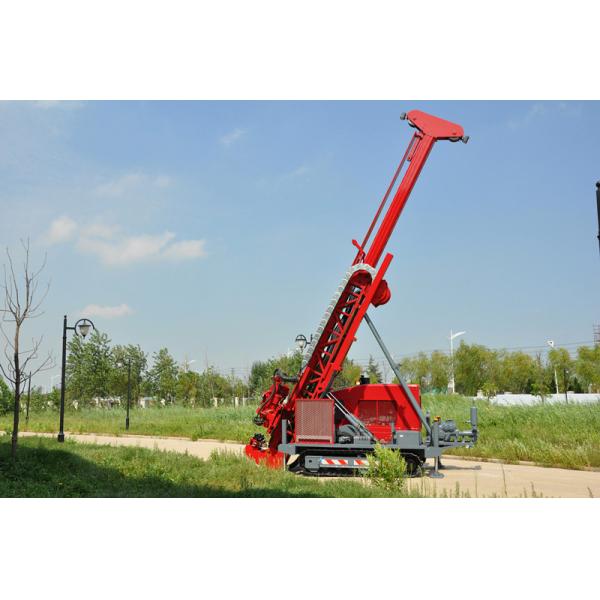 Motor diesel superficial hidráulico 153kW (205HP) de Cummins del aparejo de taladro de la base de CR12 el 1200m por completo