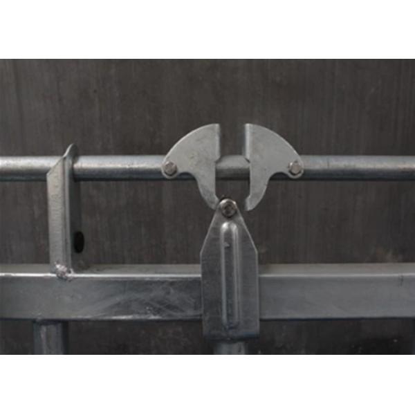 Metal Livestock Panels / Hot Dip Galvanized Metal Cattle Feeders Customized