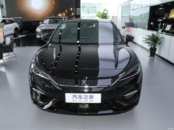 5 puertas 5 asientos BYD Song L EV 602km SUV con tracción a las cuatro ruedas y excelencia en el diseño