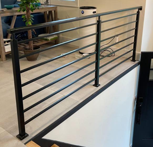 Contemporary FRP Handrails Indoors Fiberglass Stair Railing Black Smooth Treatment