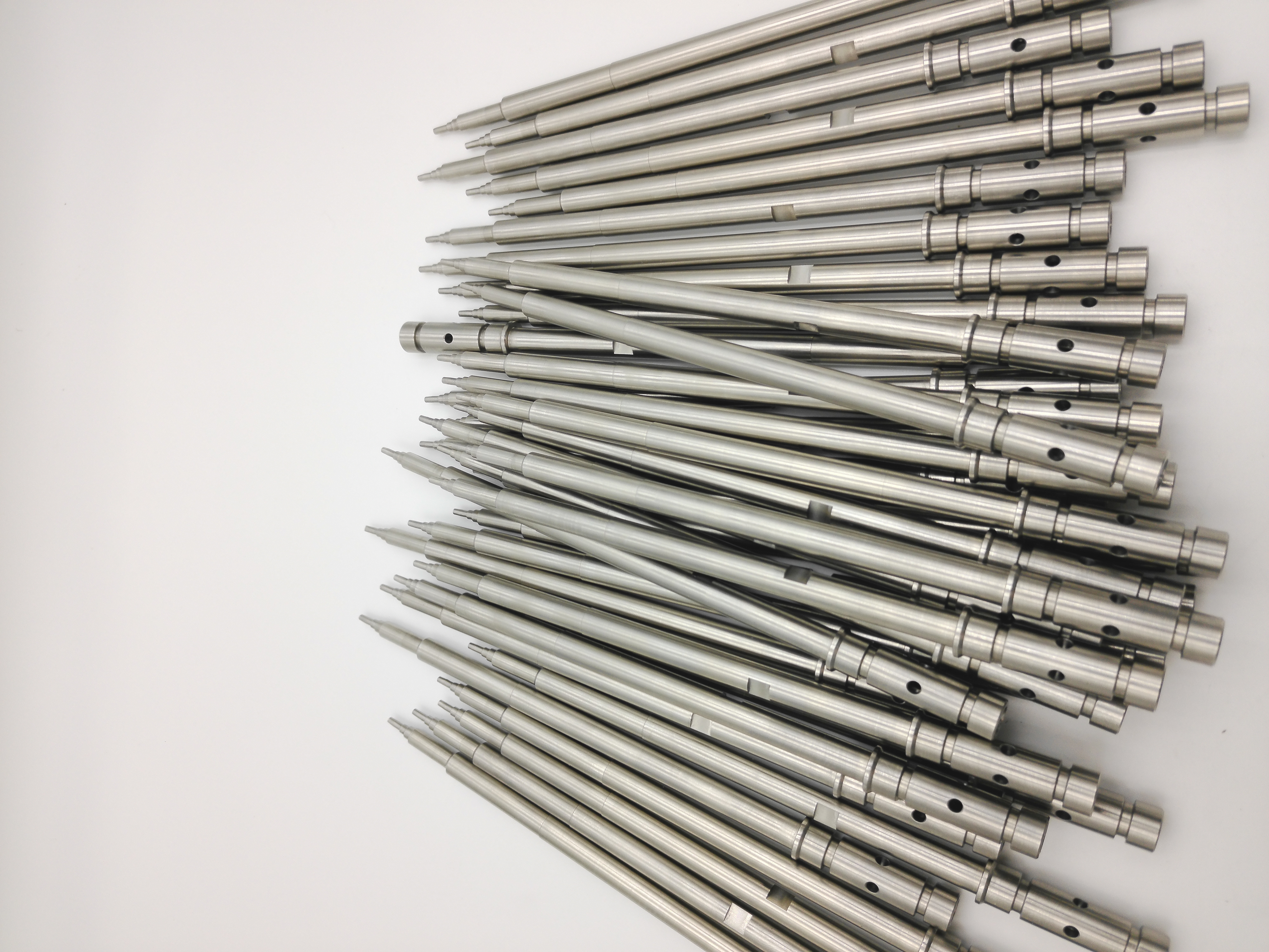 Medical Metal Blowing Deep Hole Long Shaft Side Hole Needle CNC Machining