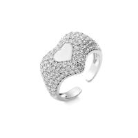 Le coeur forment 925 bagues de fiançailles de zircon de Sterling Silver Rings Micro Pave CZ
