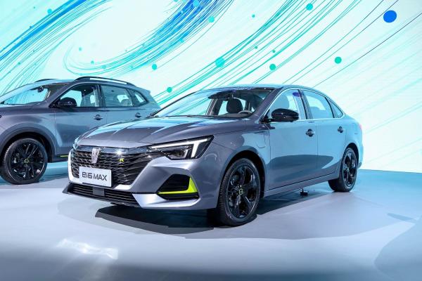 s Top 2023 Roewe Ei6 Max EV Luxury Four Wheel Electric Sedan with 502 km Range and Max. Speed of 185 km/h