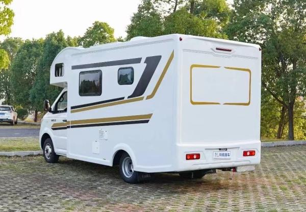 110 Km/H Max Speed RV Caravan Van IVECO Business Motorhome