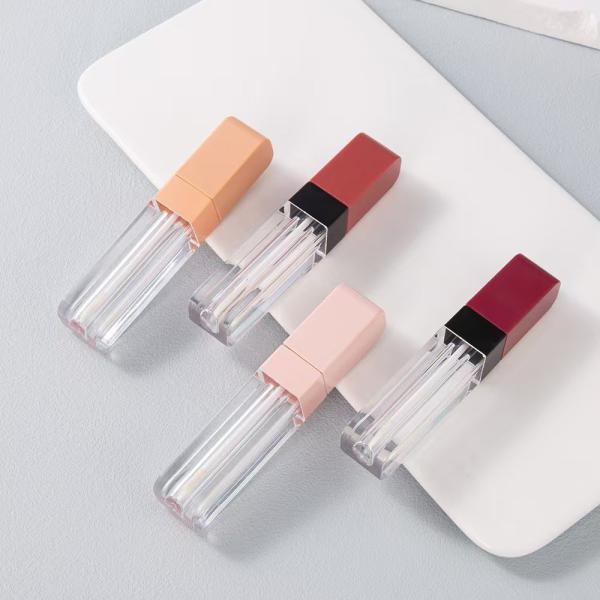 El tubo de plástico de 4 ml con tapa cuadrada es fácil de transportar