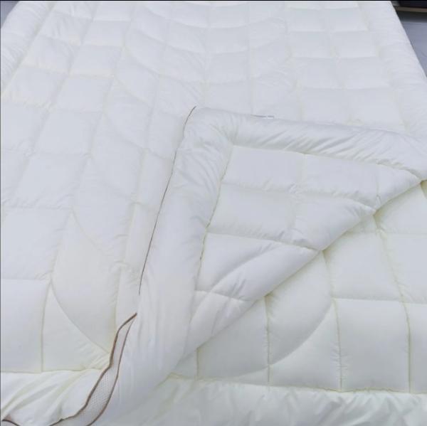Machine Washable Solid Microfiber Comforter Hypoallergenic All Season Duvet Cover