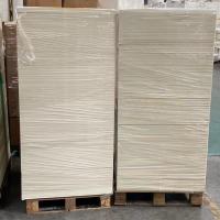 O PE branco maioria alto da folha 135gsm do copo do papel de embalagem revestiu impermeável