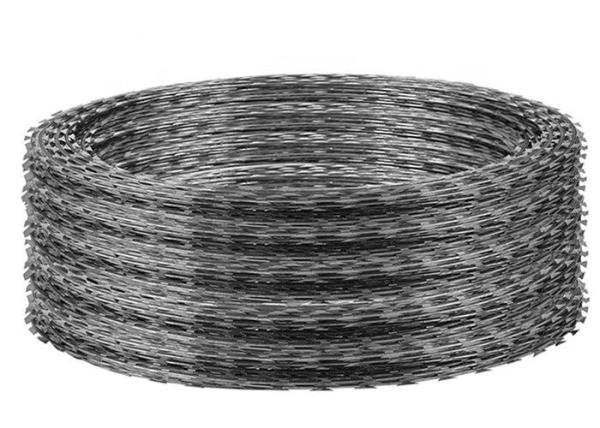 Hot Galvanized BTO-22 Razor Barbed Wire Roll  450mm Circle Diameter