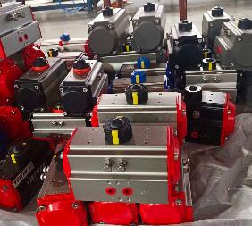 aluminum alloy single and double acting pneumatic rotary actuator with red caps