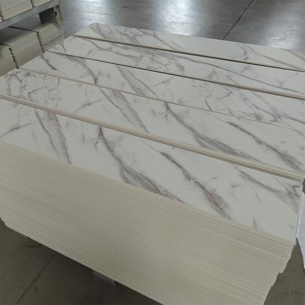 Flooring SPC Pvc Wood Grain Plastic Floor Tiles SPC Flooring for Home Office