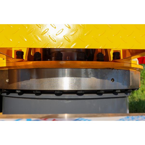 Платформа гидравлического подъема тележки 32м установленная тележкой воздушная рабочая платформа