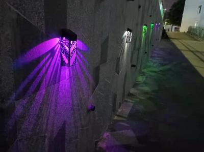 O diodo emissor de luz pôs a iluminação exterior solar integrada da luz de rua no jardim