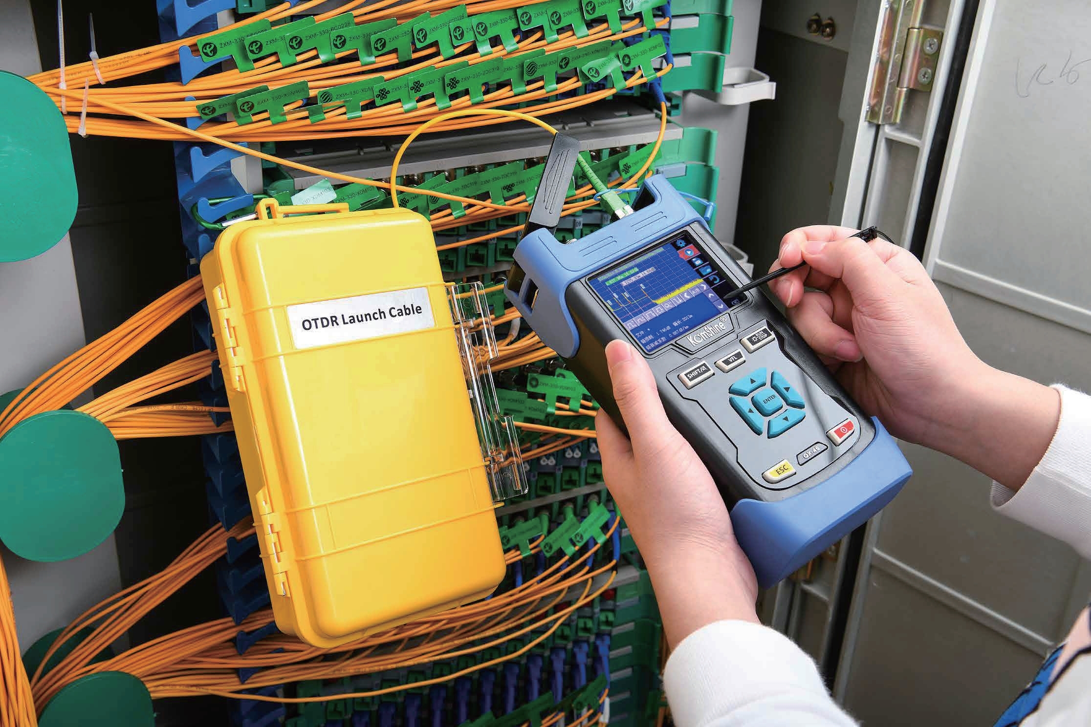Compact & Portable OTDR Optical Fiber Launch Cable with Coiled-fiber Inside and 100m to 2000m Length Options