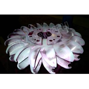 Coureur d'acier inoxydable de machine de commande numérique par ordinateur de forge avec la turbine hydraulique de turbine de Pelton/eau de Pelton