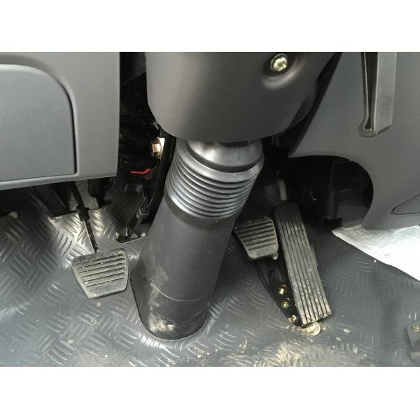 JAC 4*2 6ton refrigeration truck small freezer truck with fiberglass panels for fresh transportation