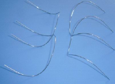 Ортодонтическим свод Niti изогнутый обратным связывает проволокой (круглый & прямоугольный) зубоврачебные ортодонтические аппаратуры