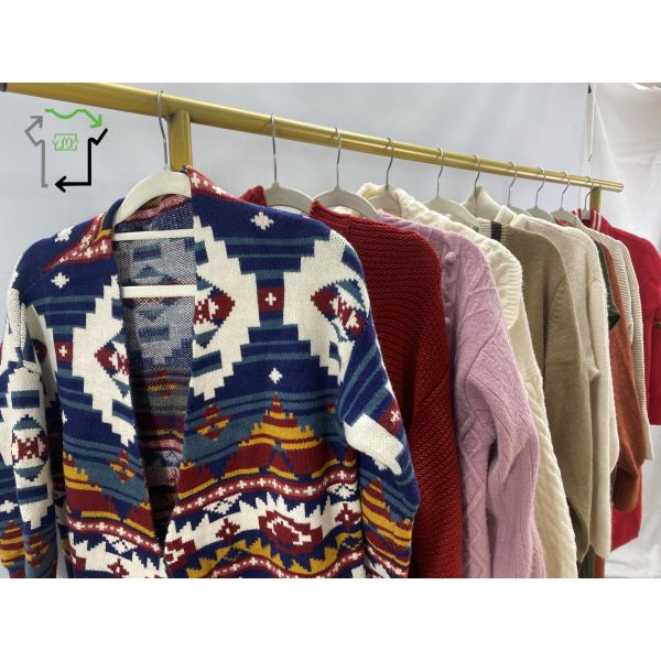 Fashionable Used Cardigan Long Sweaters Loose Free Size Mixed Colors Clean Condition