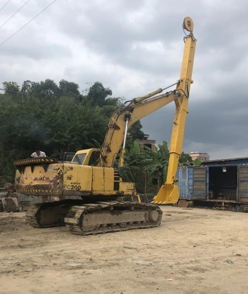 CE Approved 12 14 16 Meters Excavator Telescopic Boom With Standard Bucket