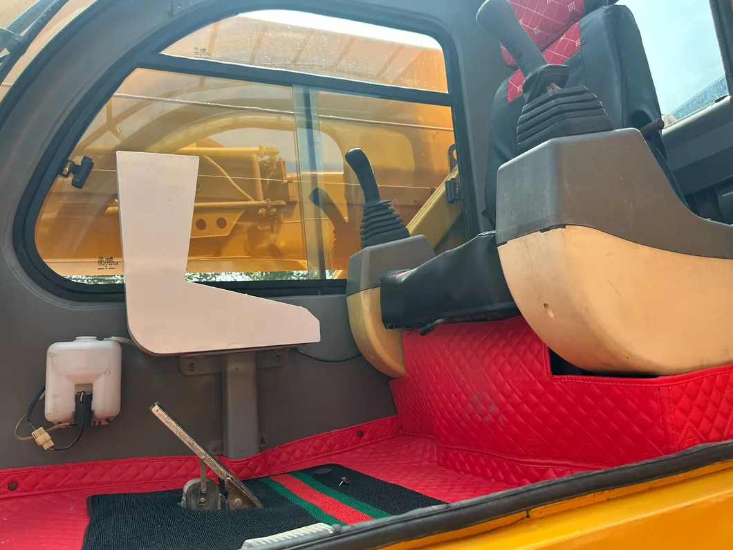 China 30 Ton Crane 30t Qy30K Crane New Mobile Crane X-Mg Model Qy30K5d Truck Crane