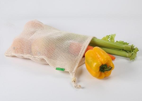 O saco da malha do algodão do supermercado, produto reusável do algodão orgânico ensaca respirável