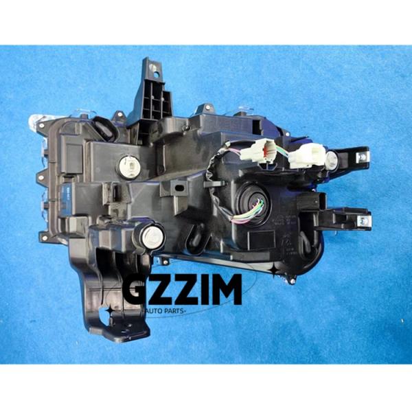 Mitsubishi Triton 2024 Автомобильный фонарь