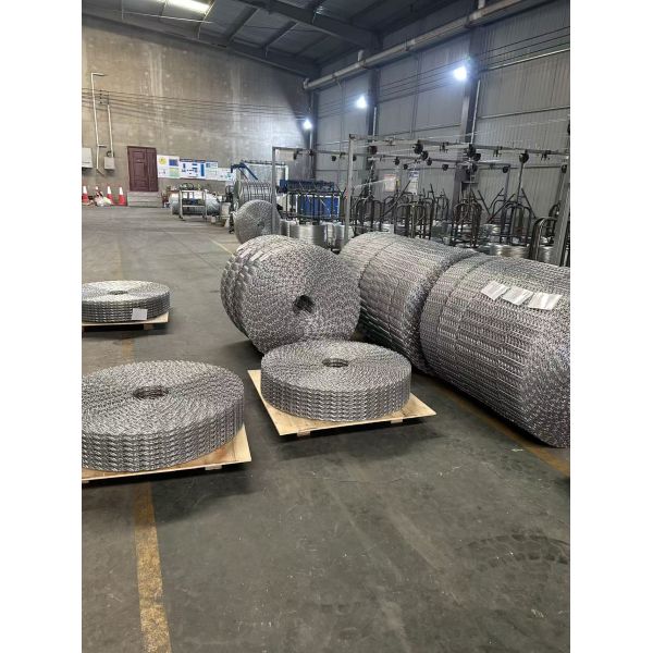 Anti Rust Galvanized Offshore Pipeline Counterweight Welded Wire Mesh 2.6MM Mesh Width 190.5 mm