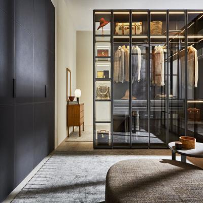 Custom Luxury Modern Design Guarda-roupa com porta de vidro Americana High End Design Quarto Armário Mobiliário Com Luz LED