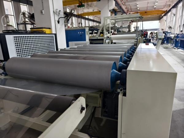 Machine de lamination par enduction PE par extrusion de tissu non tissé / feutre / mousse