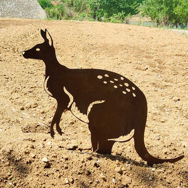 Opossum Shape Corten Steel Garden Metal Decorations With Low Maintenance