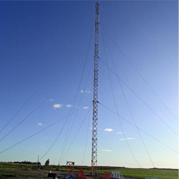 Guyed mobile de galvanisation et de peinture d'immersion chaude domine Q355 en acier