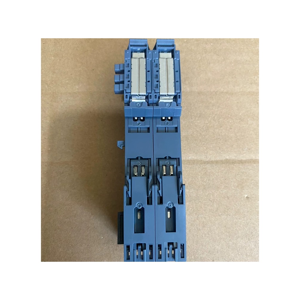 6ES7138-6CG00-0BA0 IO Link Module Multifunctional User Friendly