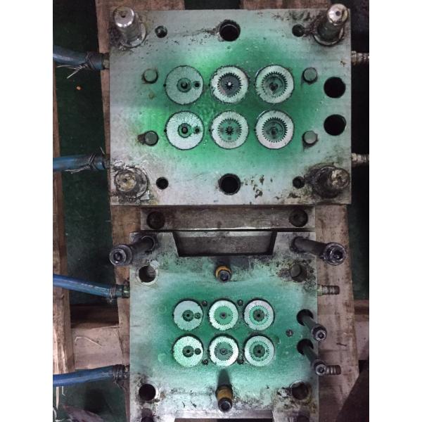 Custom designed high-precision plastic injection mould for model airplane