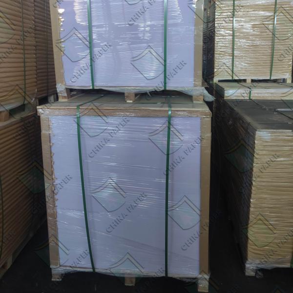 FSC & SGS Wood Pulp Ivory Board FBB For Cosmetic Boxes Magazine Covers